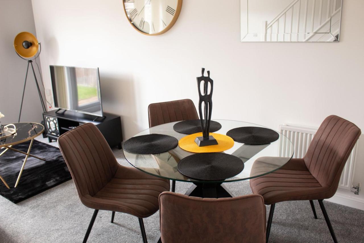 Holiday home Cosy 2-bed House In *