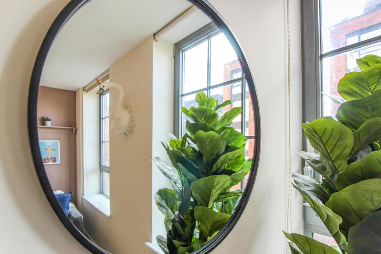 Lovely 1 Bed With Parking *