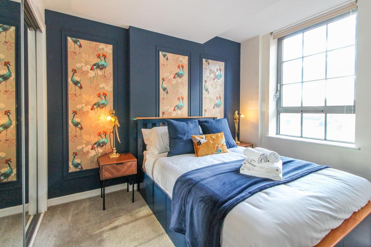 Lovely 1 Bed With Parking Apartment