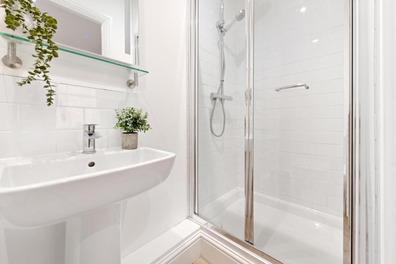 The Market Street Apartment *