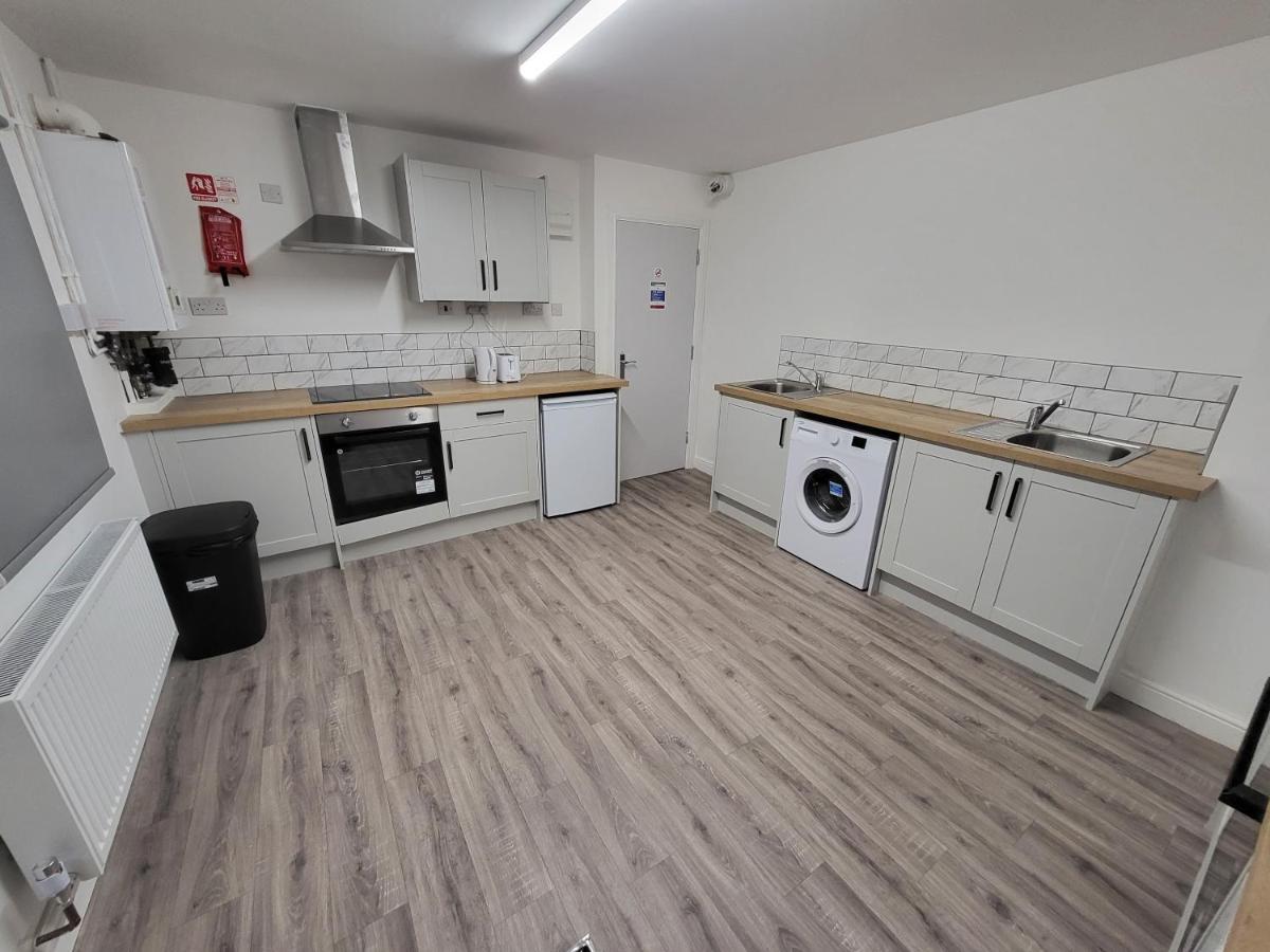 Premier - Tring Vale Nottingham