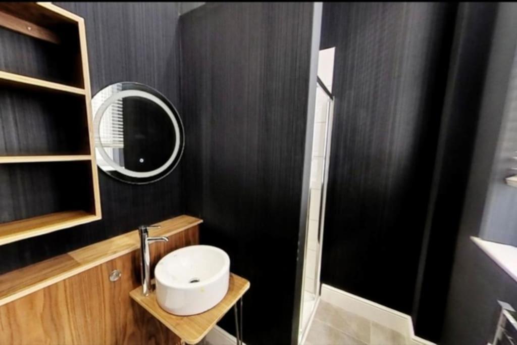 Apartment Flat In Centre *