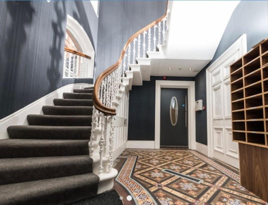 Flat In Centre Apartment *