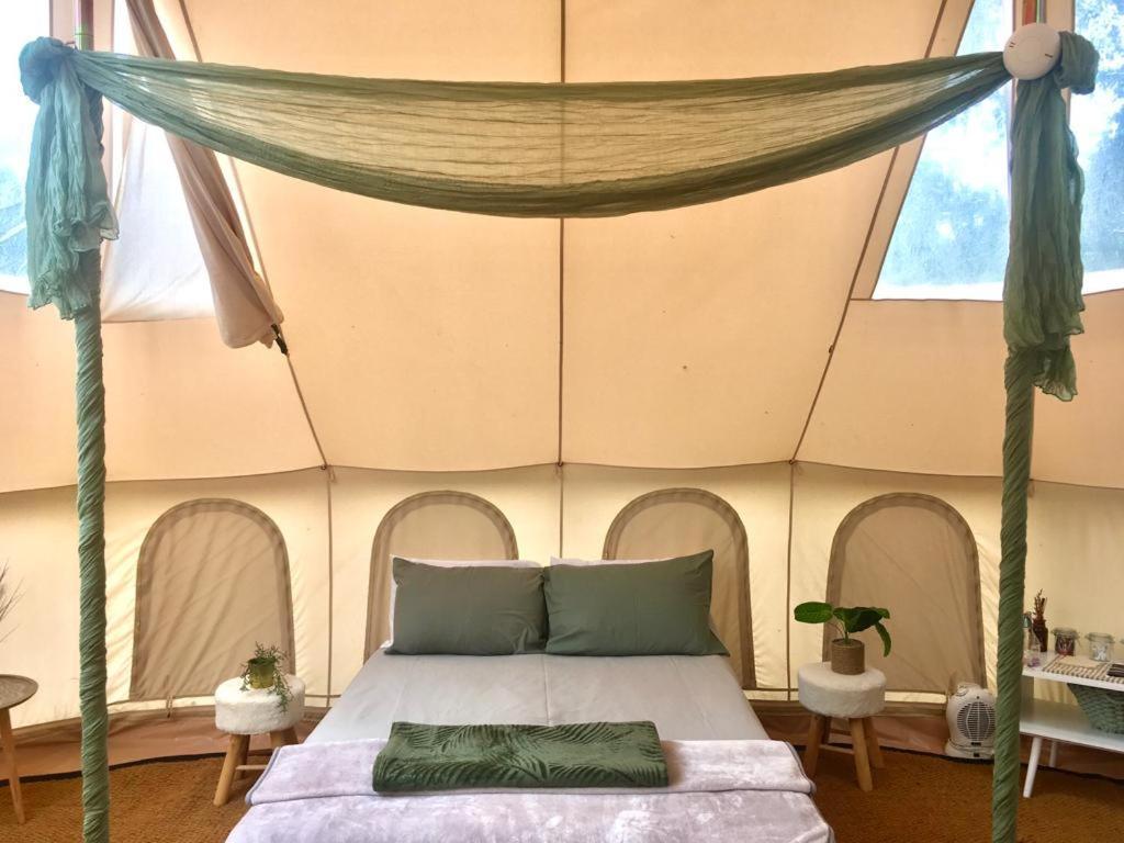 Tenda de luxo Bell Tent Village Nottingham