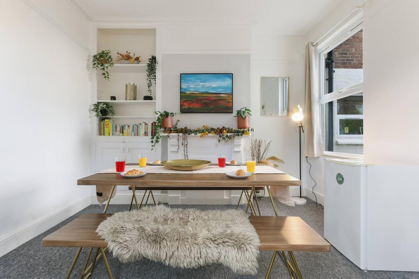 Casa de férias 4 Bed House Near Trent Bridge Nottingham