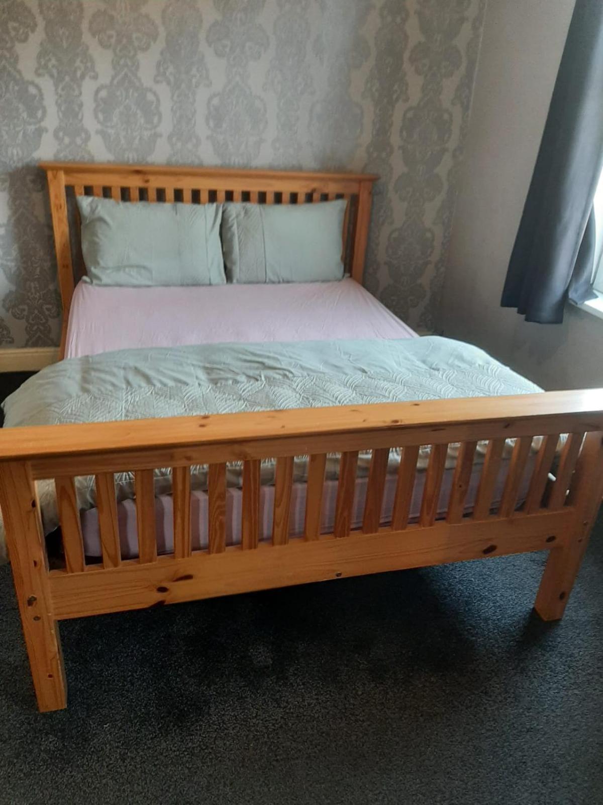 4 Bedroom House In Lenton Nottingham