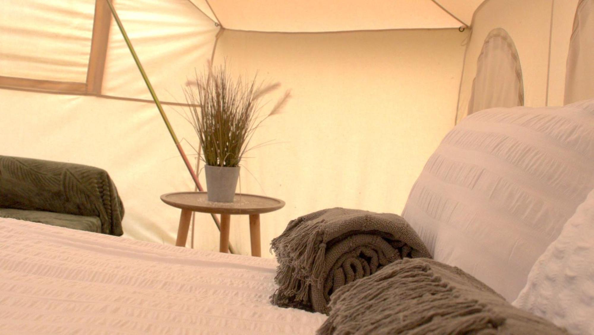 Bell Tent Village Tenda de luxo *
