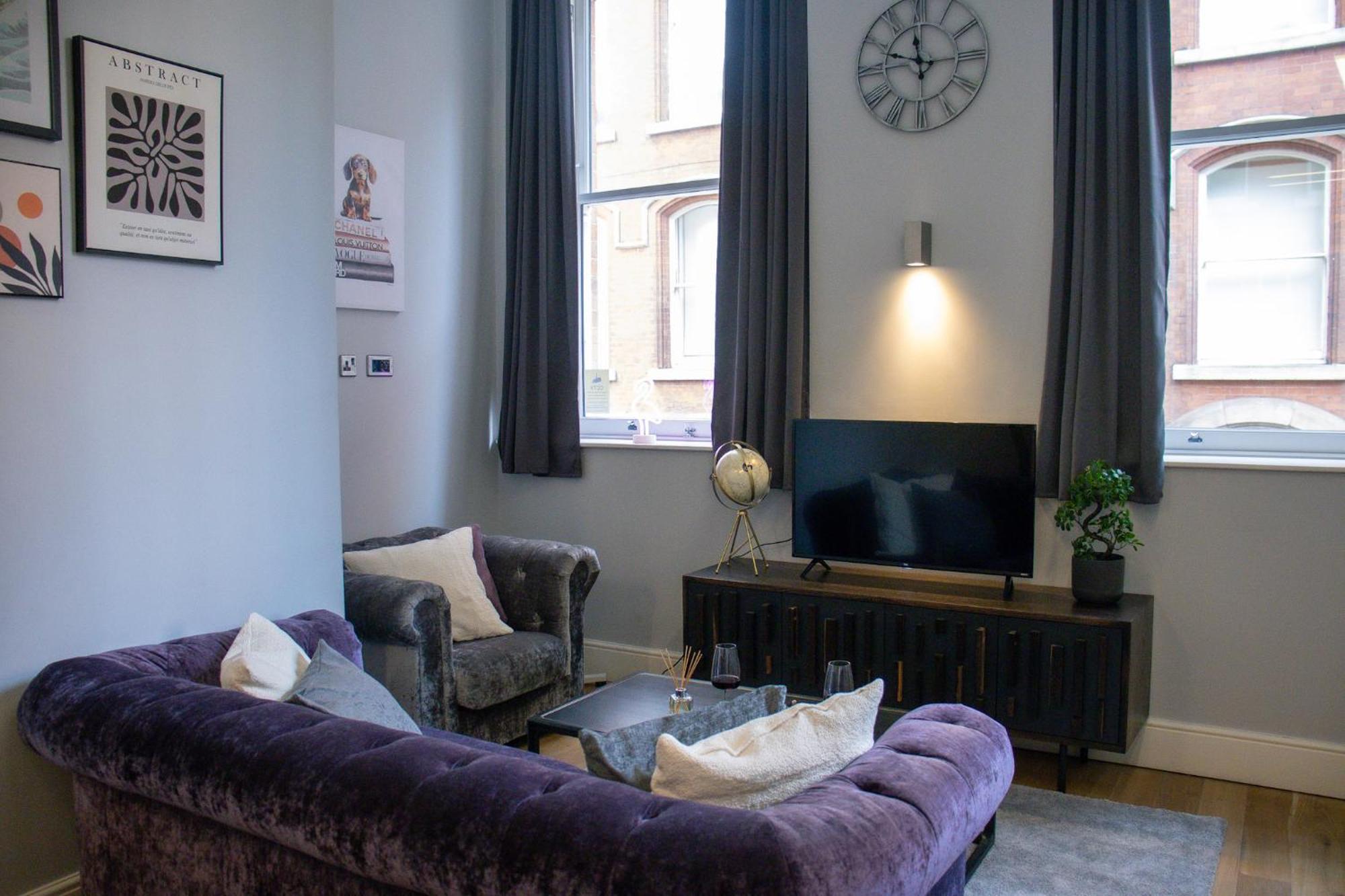 Flat In Centre Apartment