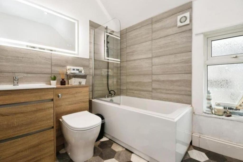 Apartment Spacious And Homely House Nottingham