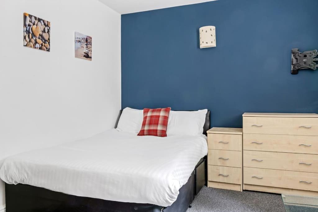 Apartamento Luxurious 3 Bedroom In Park Estate *