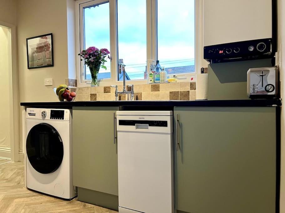 The Lily•central Beeston•private Apartment•smarttv•free Wi-fi•tram• Nottingham