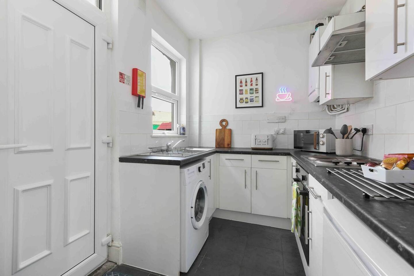4 Bed House Near Trent Bridge Casa de férias *