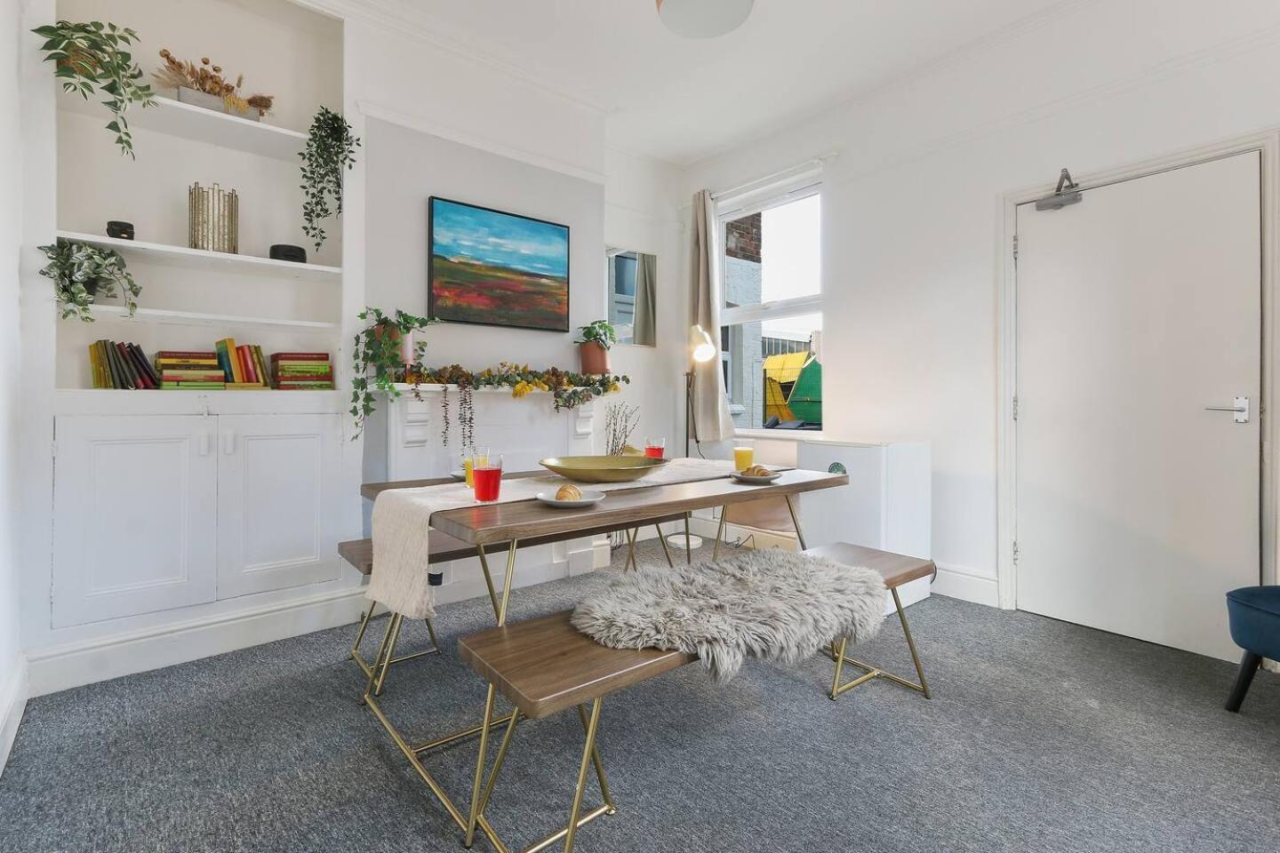 4 Bed House Near Trent Bridge Casa de férias *