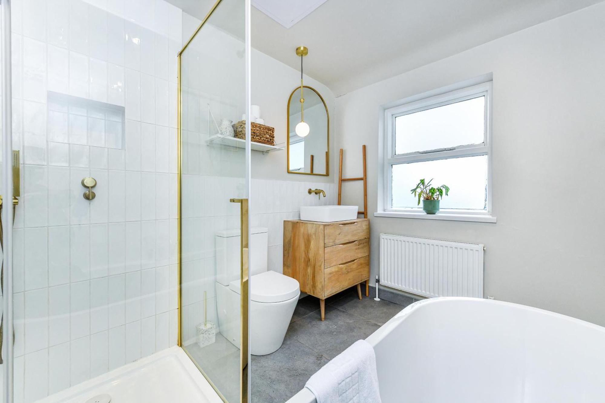 Holiday home 3 Bedroom Semi-detached House Ideal For Corporate In Nottingham