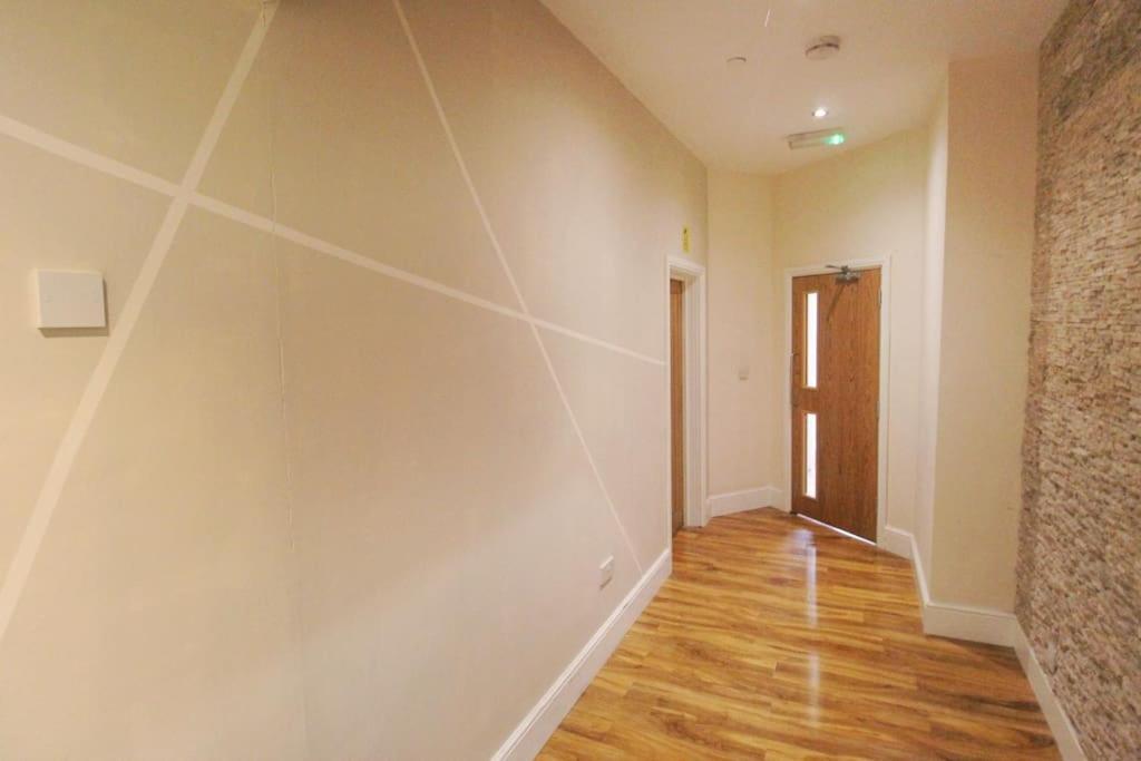 Apartamento Spacious 1 Bed 1 Minute Walk From Square Nottingham