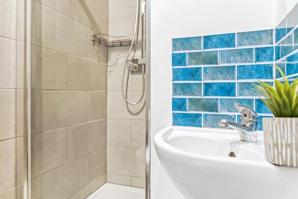 Apartamento Luxurious 3 Bedroom In Park Estate