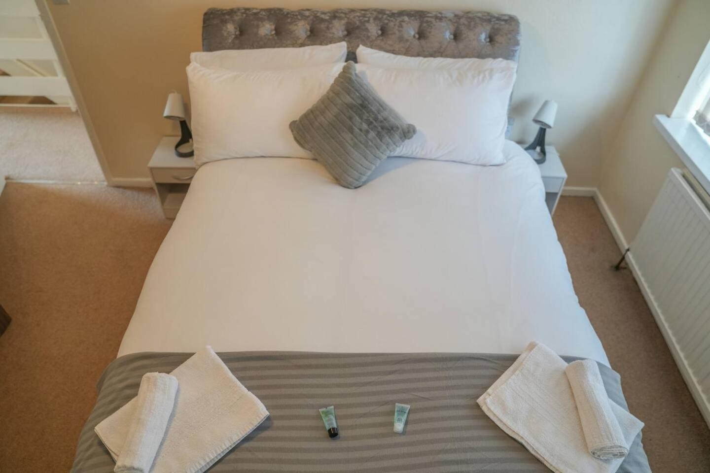 Holiday home Pass The Keys Stylish 3 Bedroom With Free Parking