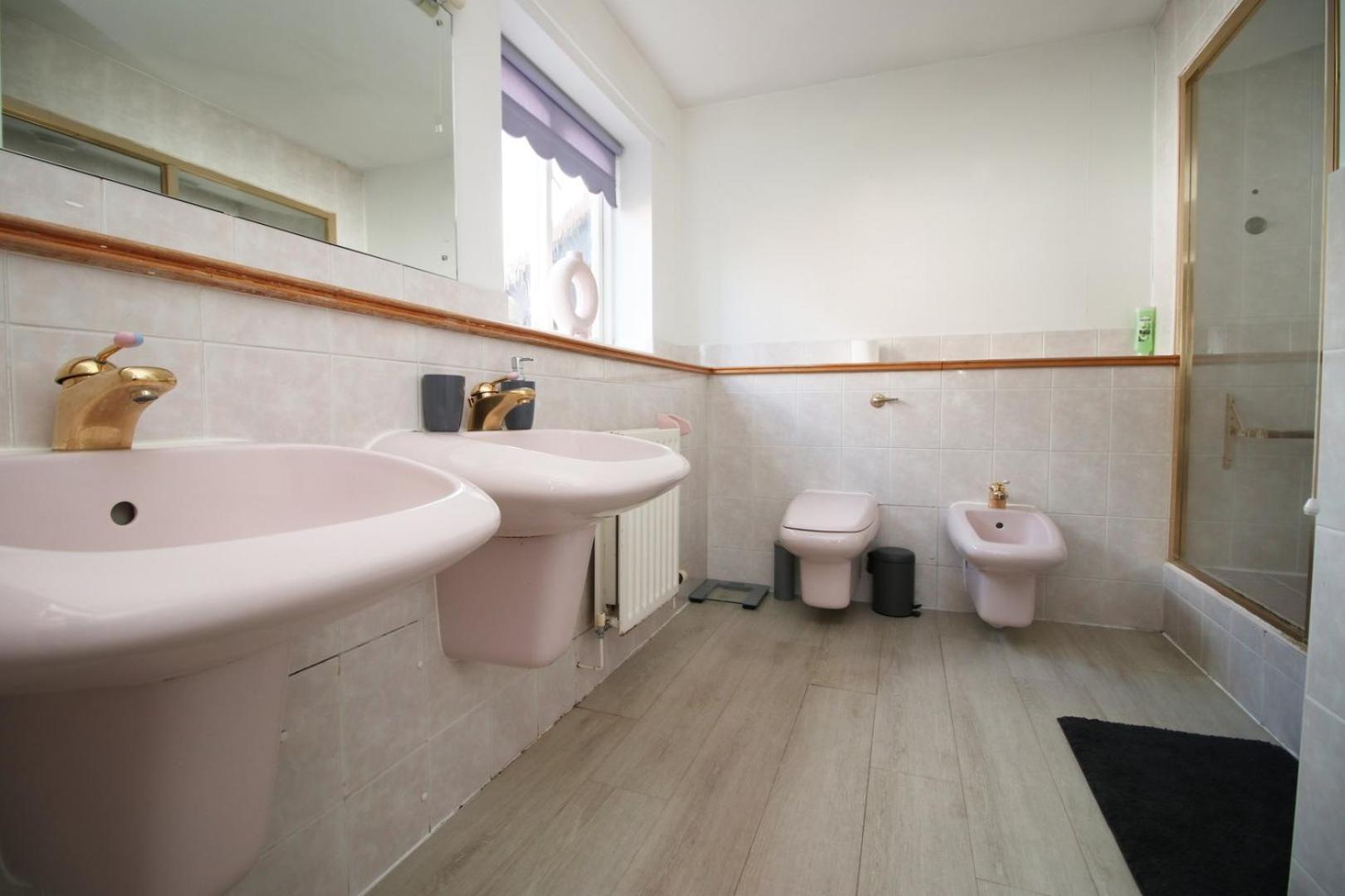 Guest house Chartwell Grove Nottingham
