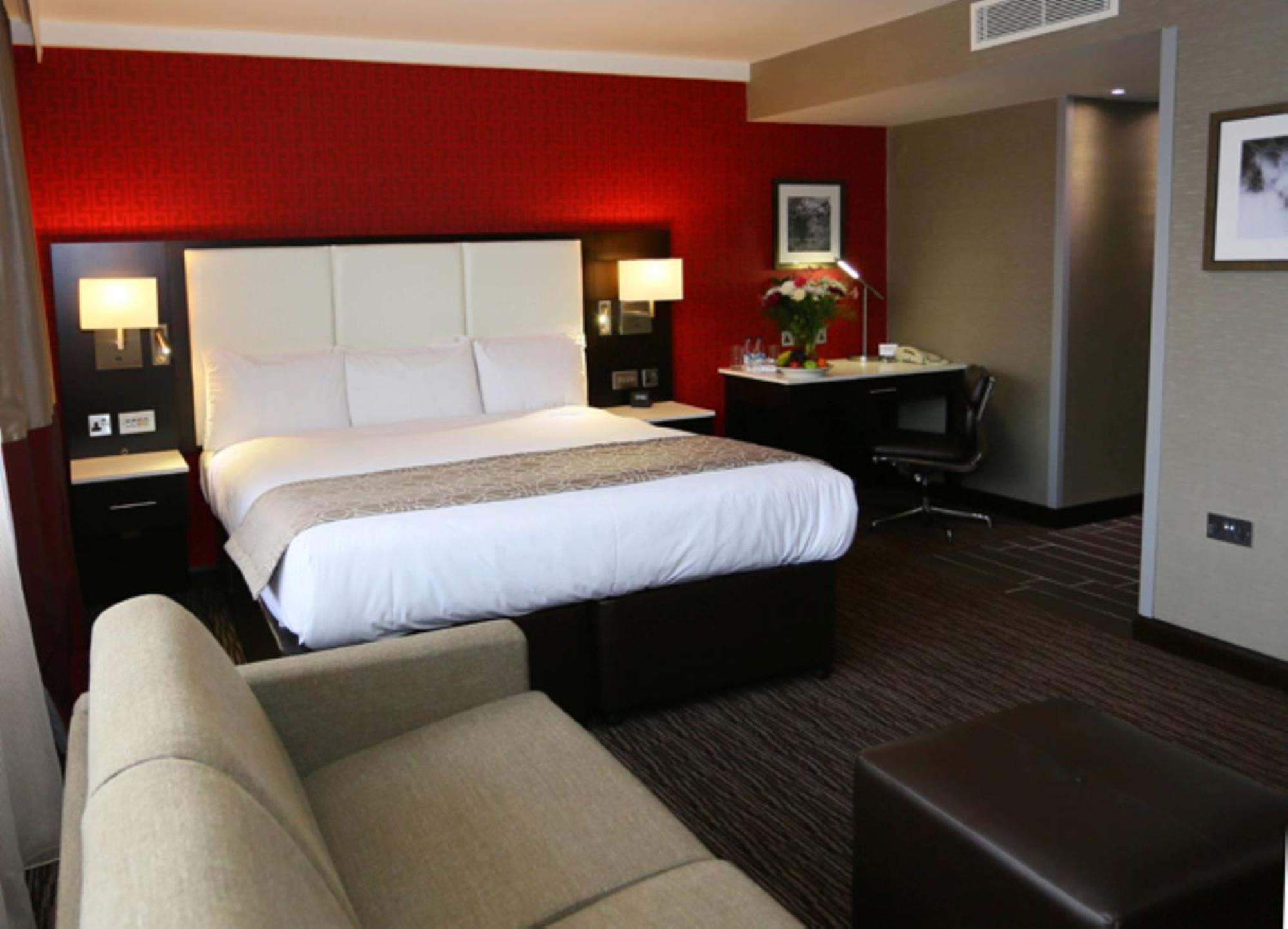 Doubletree By Hilton - Gateway Hotel 4*