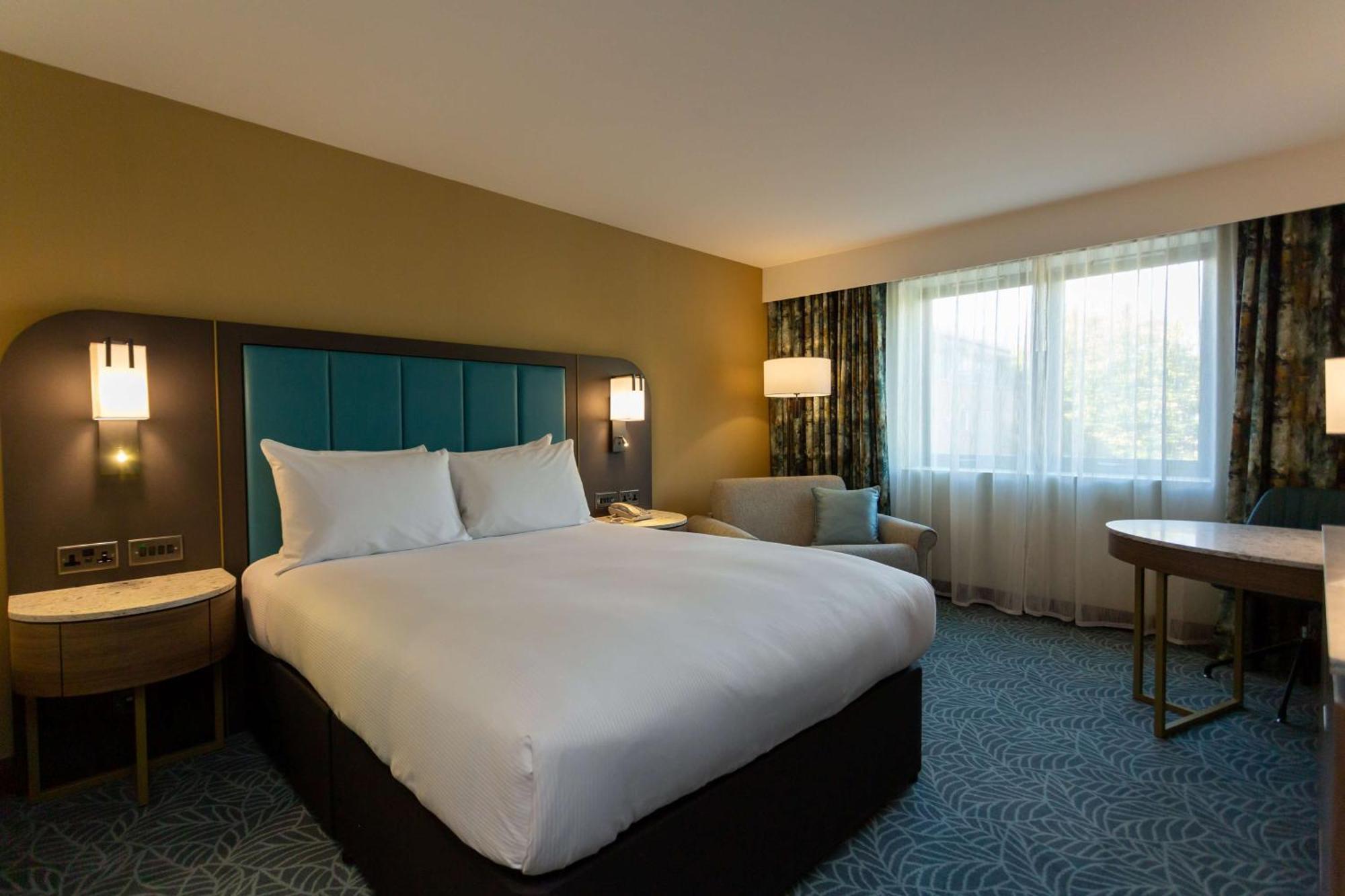 Doubletree By Hilton - Gateway Hotel