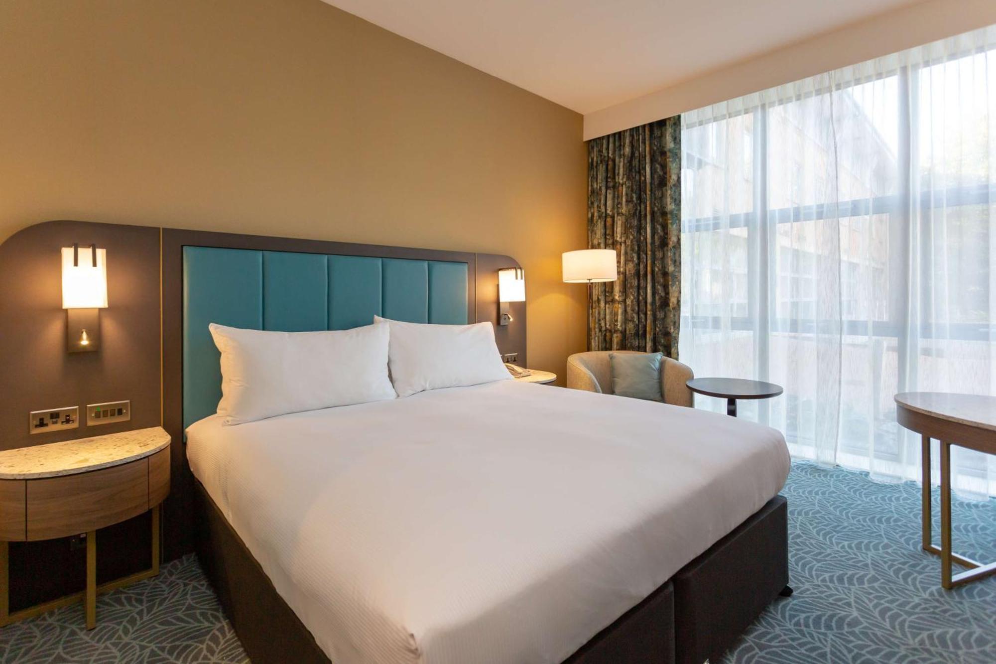 Doubletree By Hilton - Gateway 4*