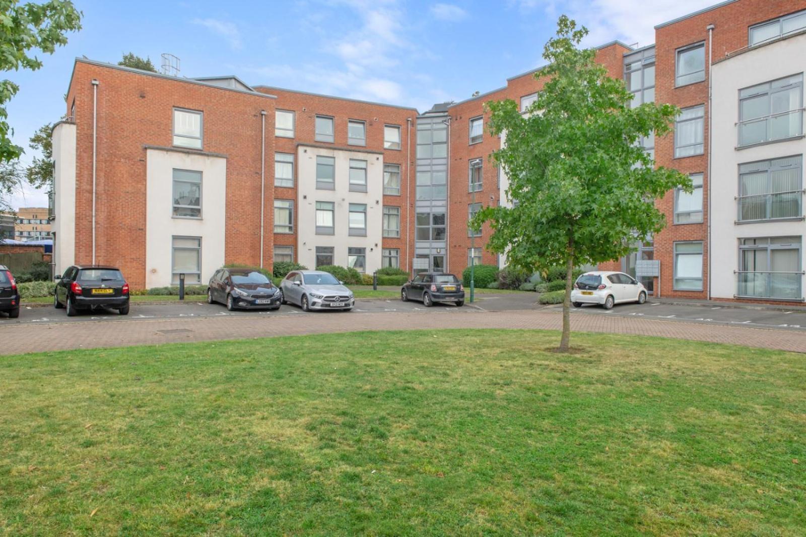 Apartment Spacious 2 Bedroom Opposite Qmc Hospital Nottingham