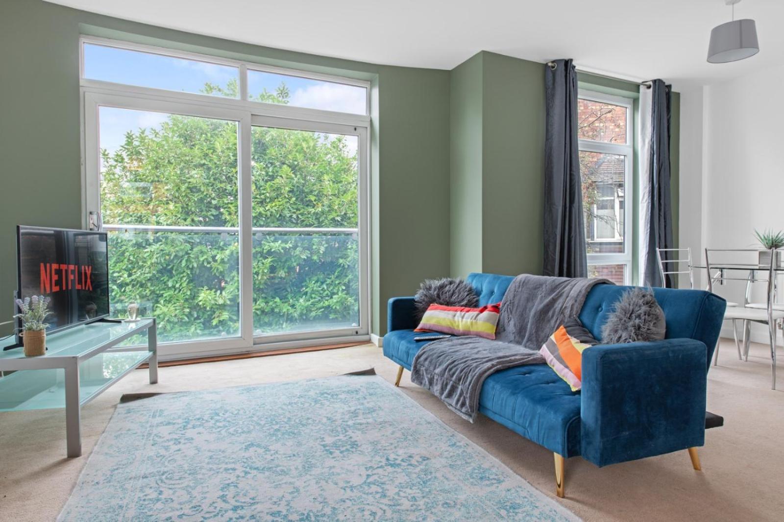 Spacious 2 Bedroom Opposite Qmc Hospital Apartment Nottingham