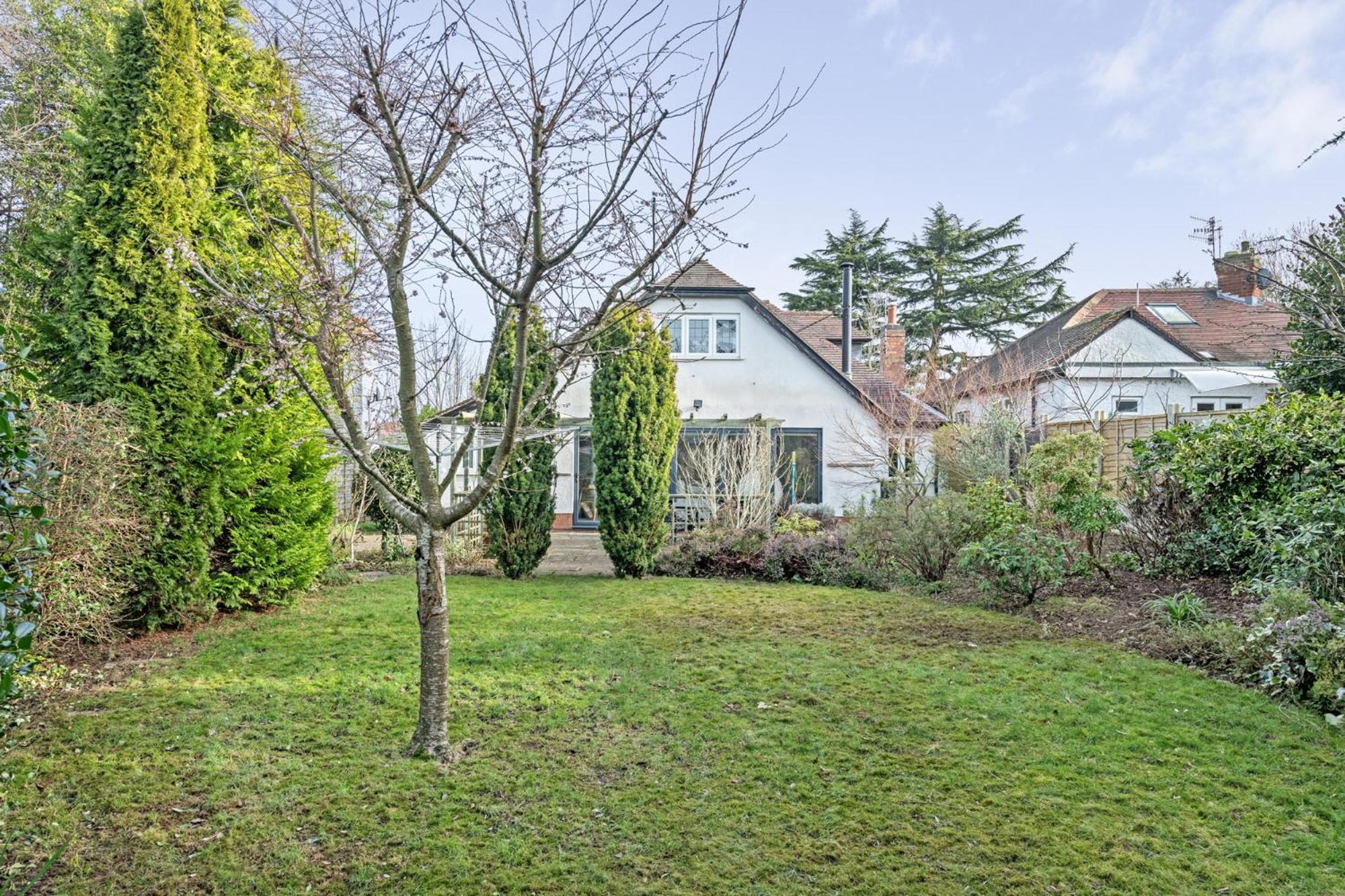 Spacious 4 Bedroom House With Lovely Large Garden * Nottingham