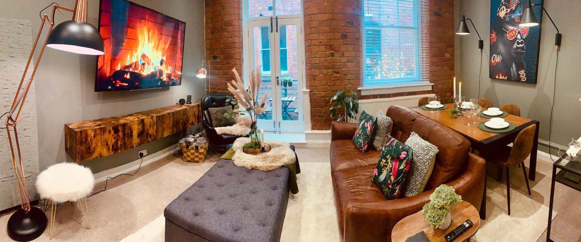 The Fifth Quarters, Grade Ii Listed Apartment, The Lace Market, Ng1, Centre, Nottingham, Sleeps 4 * Nottingham
