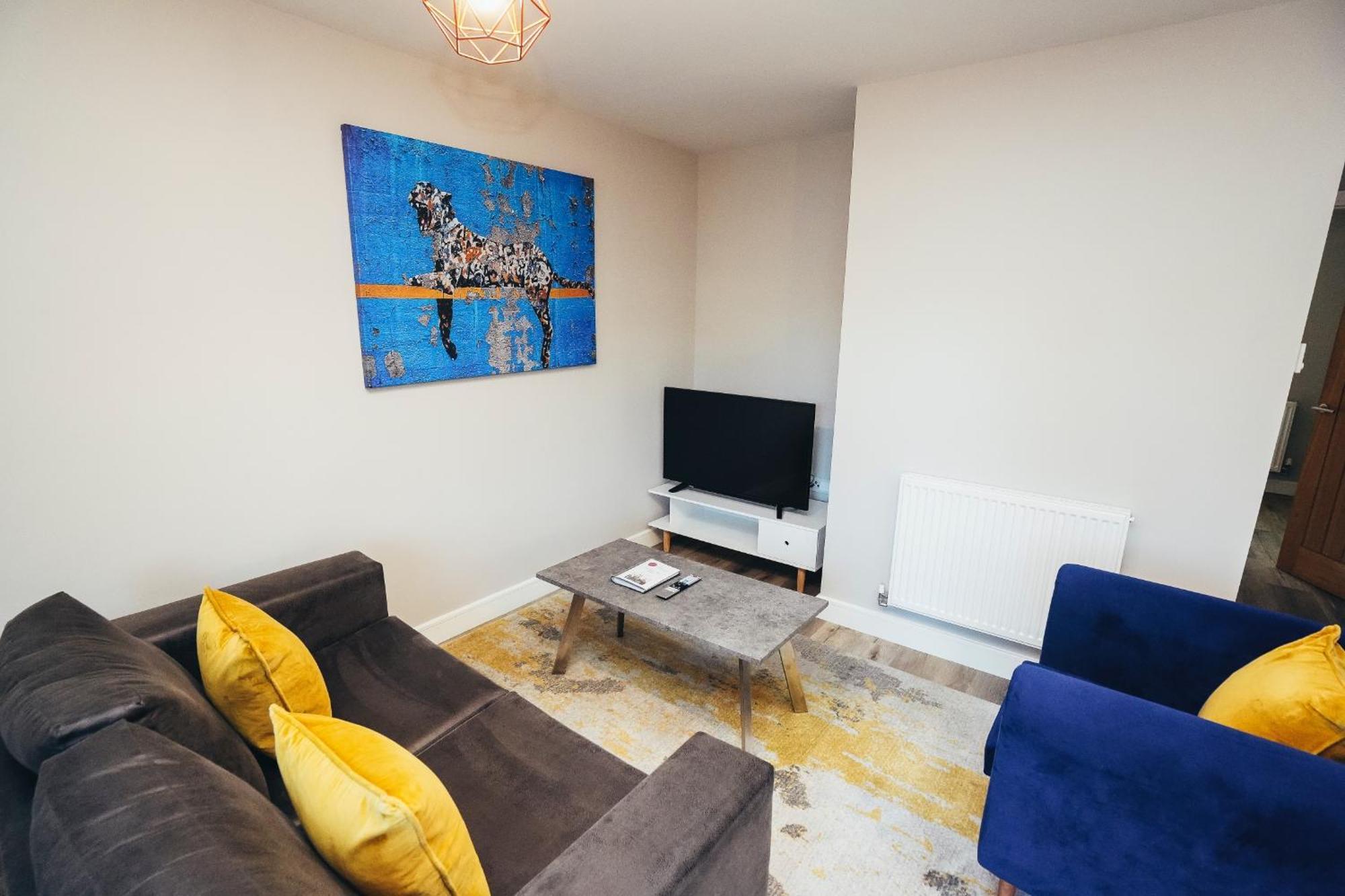 The Company, Devonshire Court Apartment