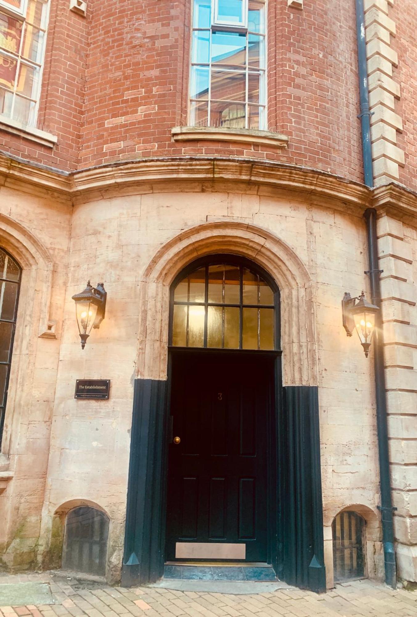 The Fifth Quarters, Grade Ii Listed Apartment, The Lace Market, Ng1, Centre, Nottingham, Sleeps 4 Apartment