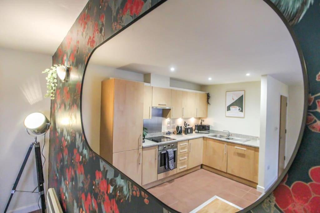 Apartamento Luxurious 1 Bed With Free Parking