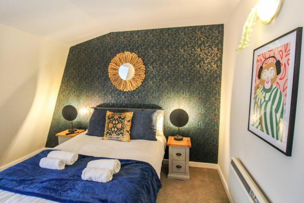 Luxurious 1 Bed With Free Parking Apartamento