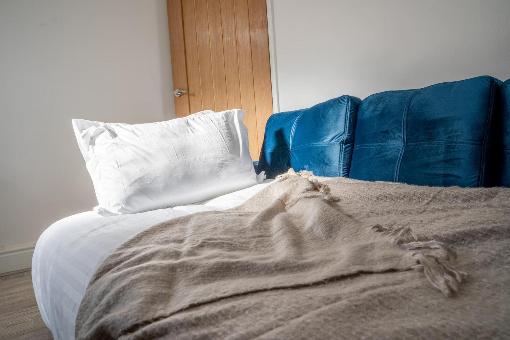 Stayzed E: Stylish Centre House With Free Wifi And Parking