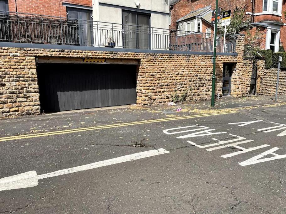 Apartment Lovely Two Bed Flat With Free Parking