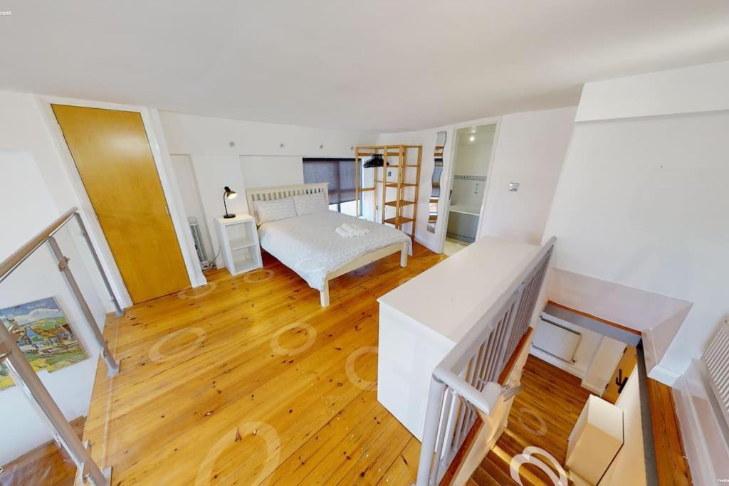 Central Sleeps Up To 4 Apartment Nottingham