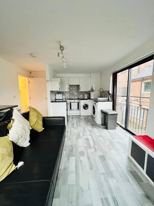 Lovely 2 Bedroom Flat With Free Parking Flat 5 * Nottingham