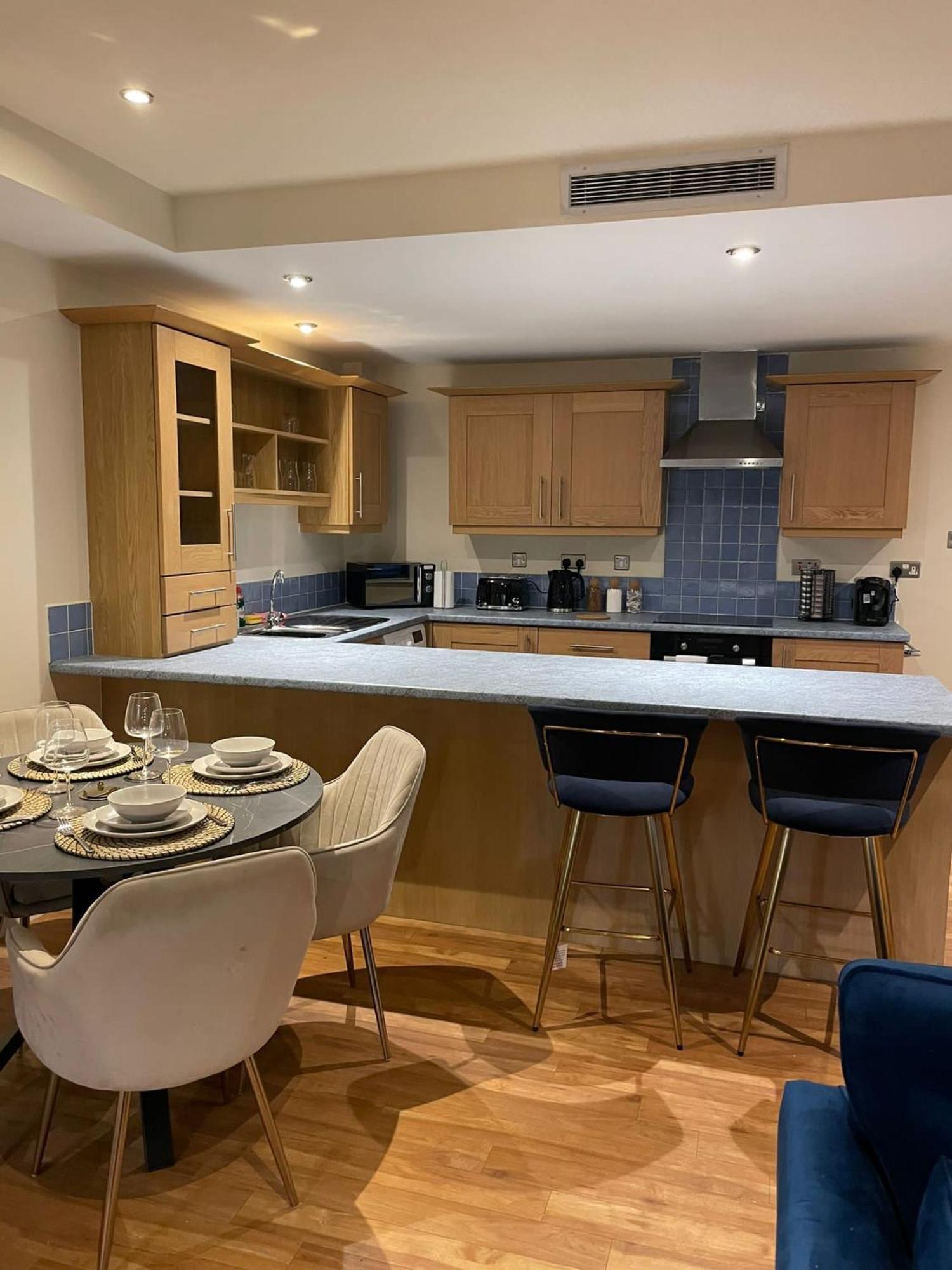 Modern 2 Bdr Flat In Centre With Free Parking Nottingham