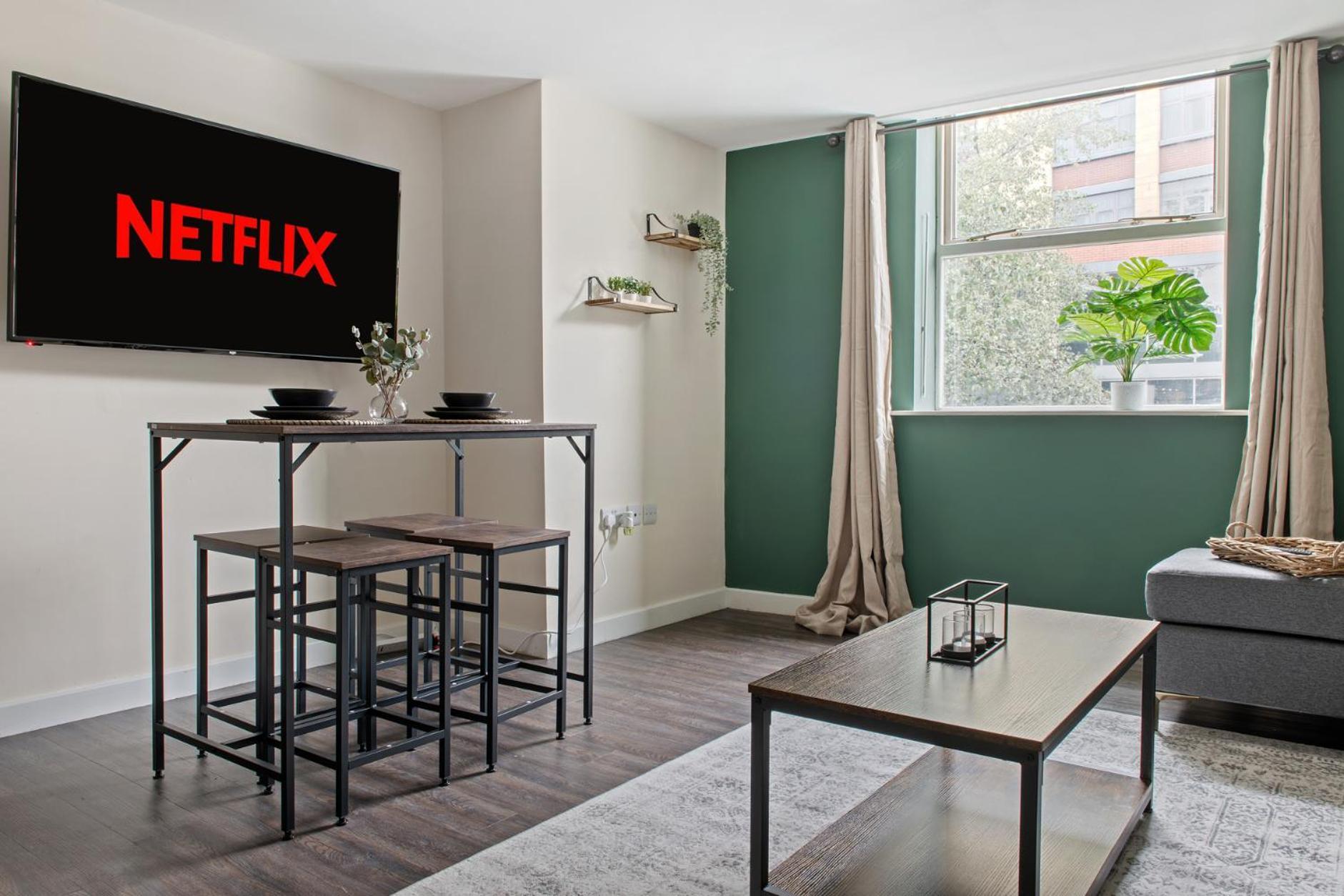 Apartment Spacious 2 Bedroom - Great Location