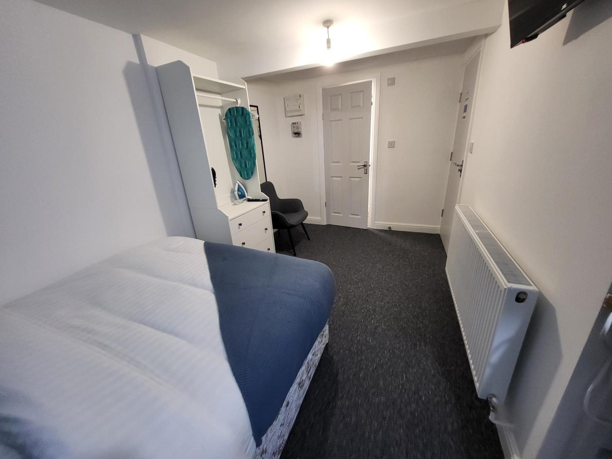 Premier - Tring Vale Nottingham