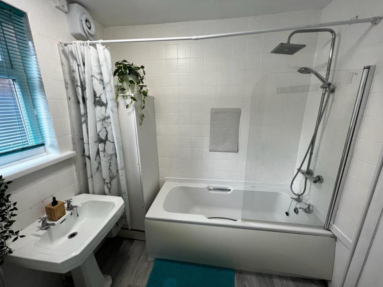 Fishpond Nook, Ground Fl Apartment, The Park Estate, Parking, Central & Cozy Nottingham