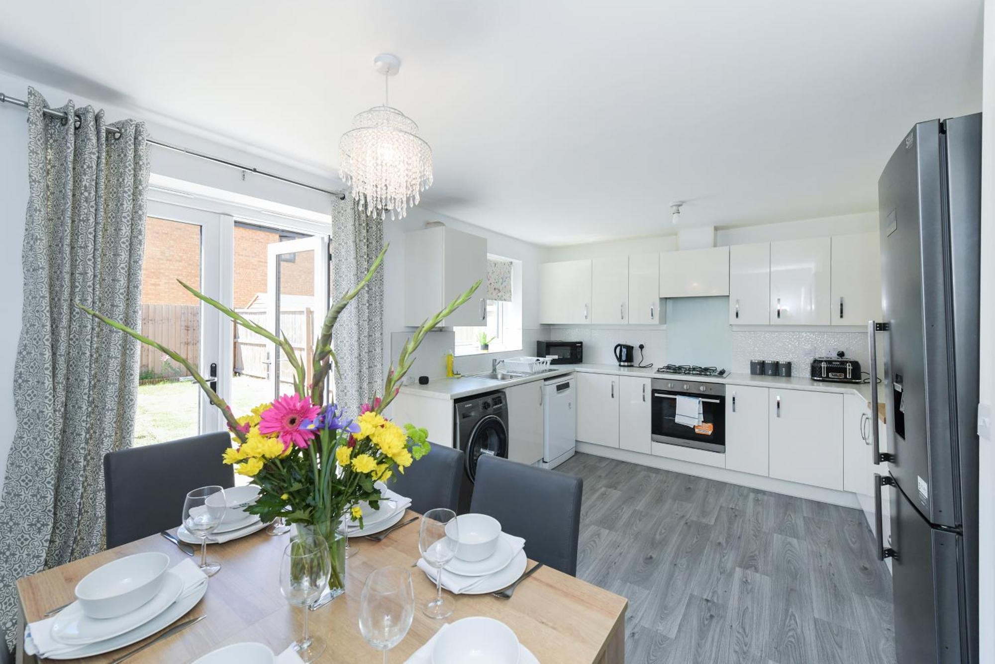 Arkwright House - Modern Townhouse Close To City Centre Holiday home *