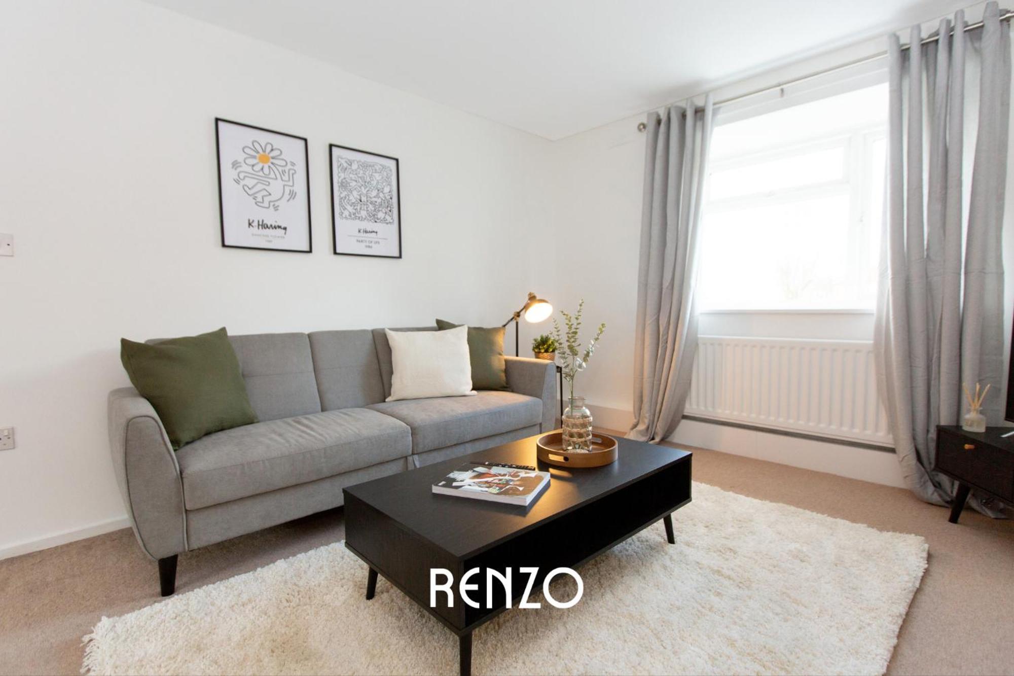 Apartment Inviting 3-bed In By Renzo, Driveway, Smart Tv With Netflix! Nottingham