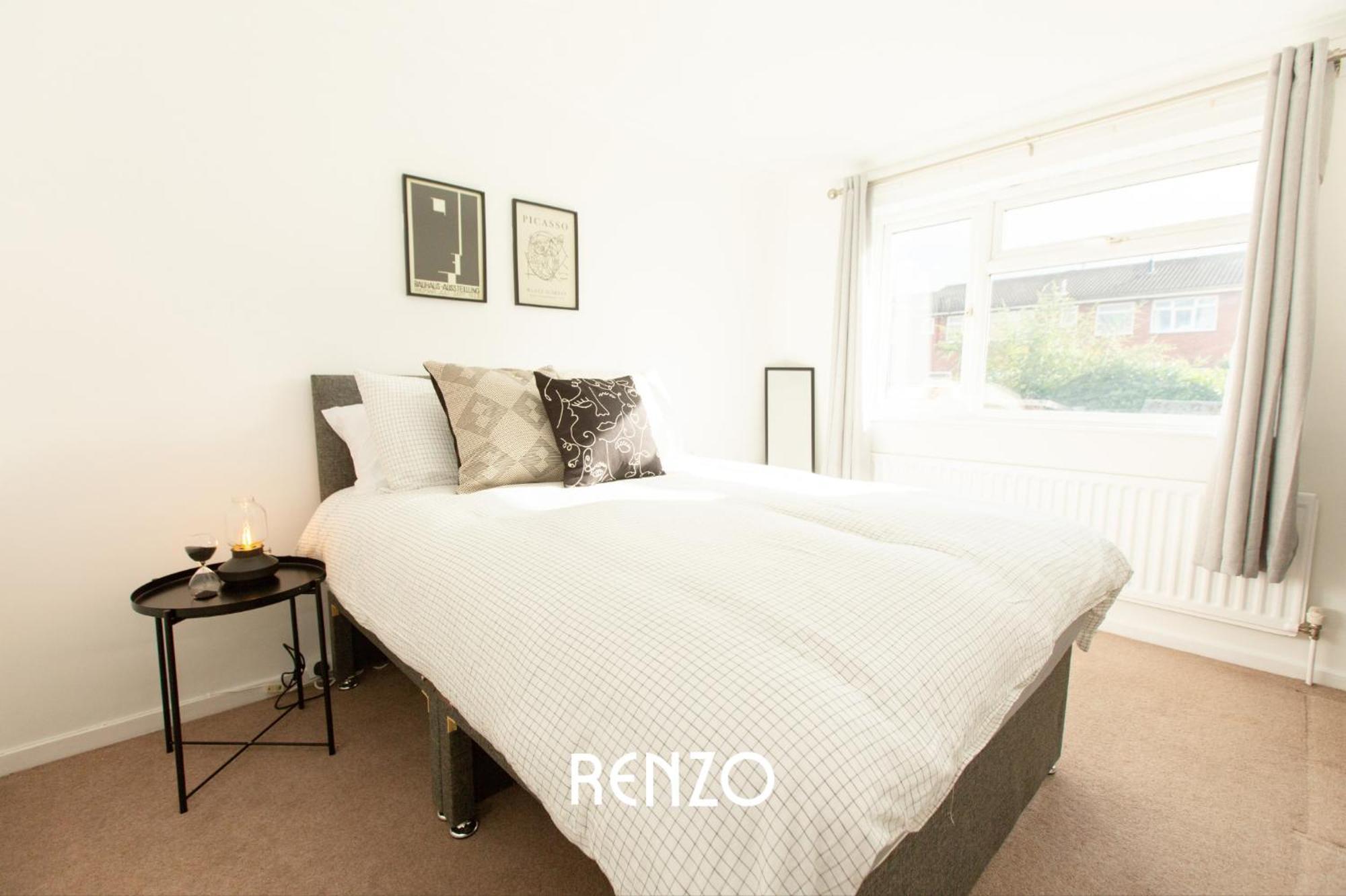 Apartment Inviting 3-bed In By Renzo, Driveway, Smart Tv With Netflix!