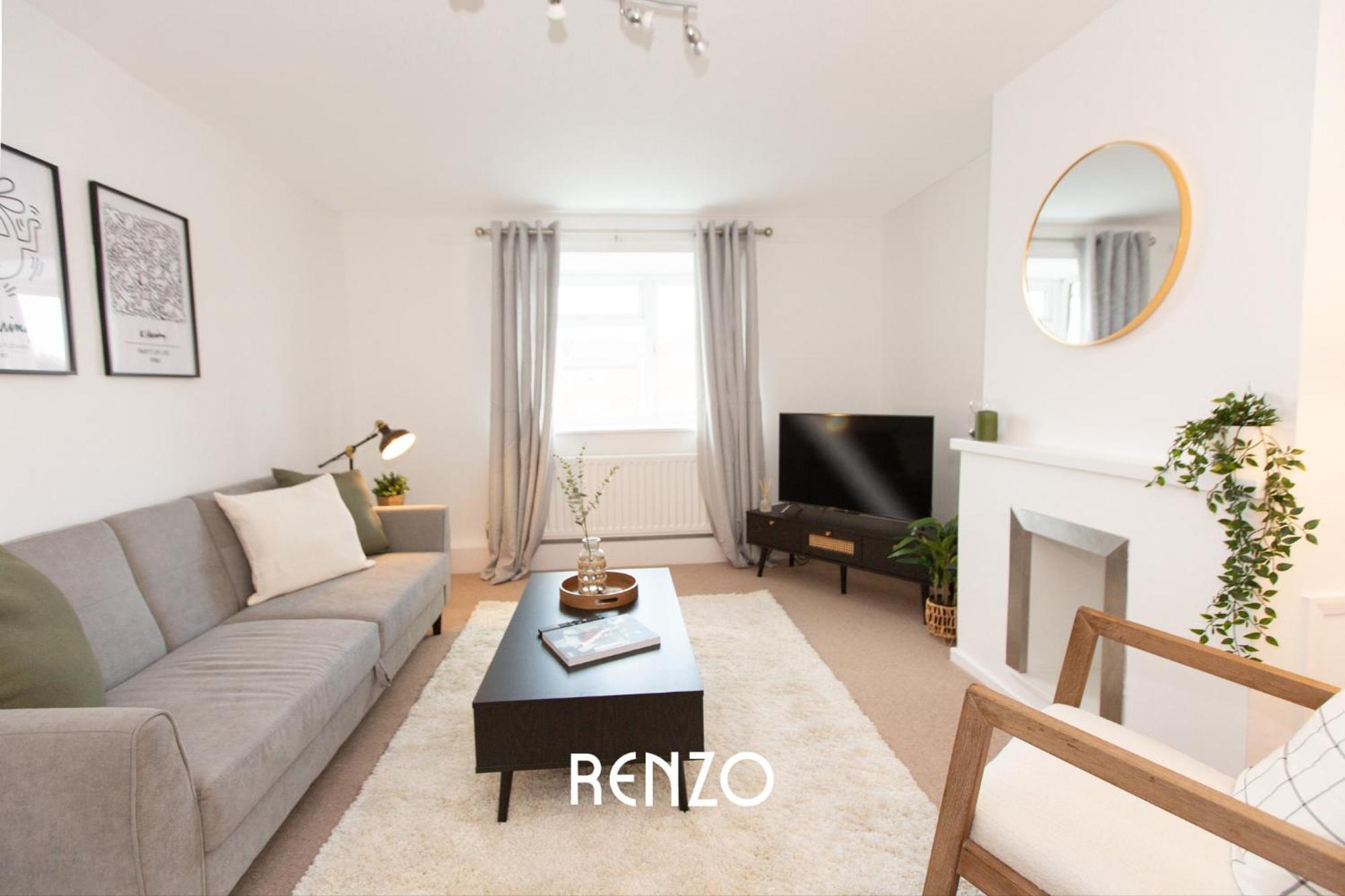 Inviting 3-bed In By Renzo, Driveway, Smart Tv With Netflix! Apartment Nottingham