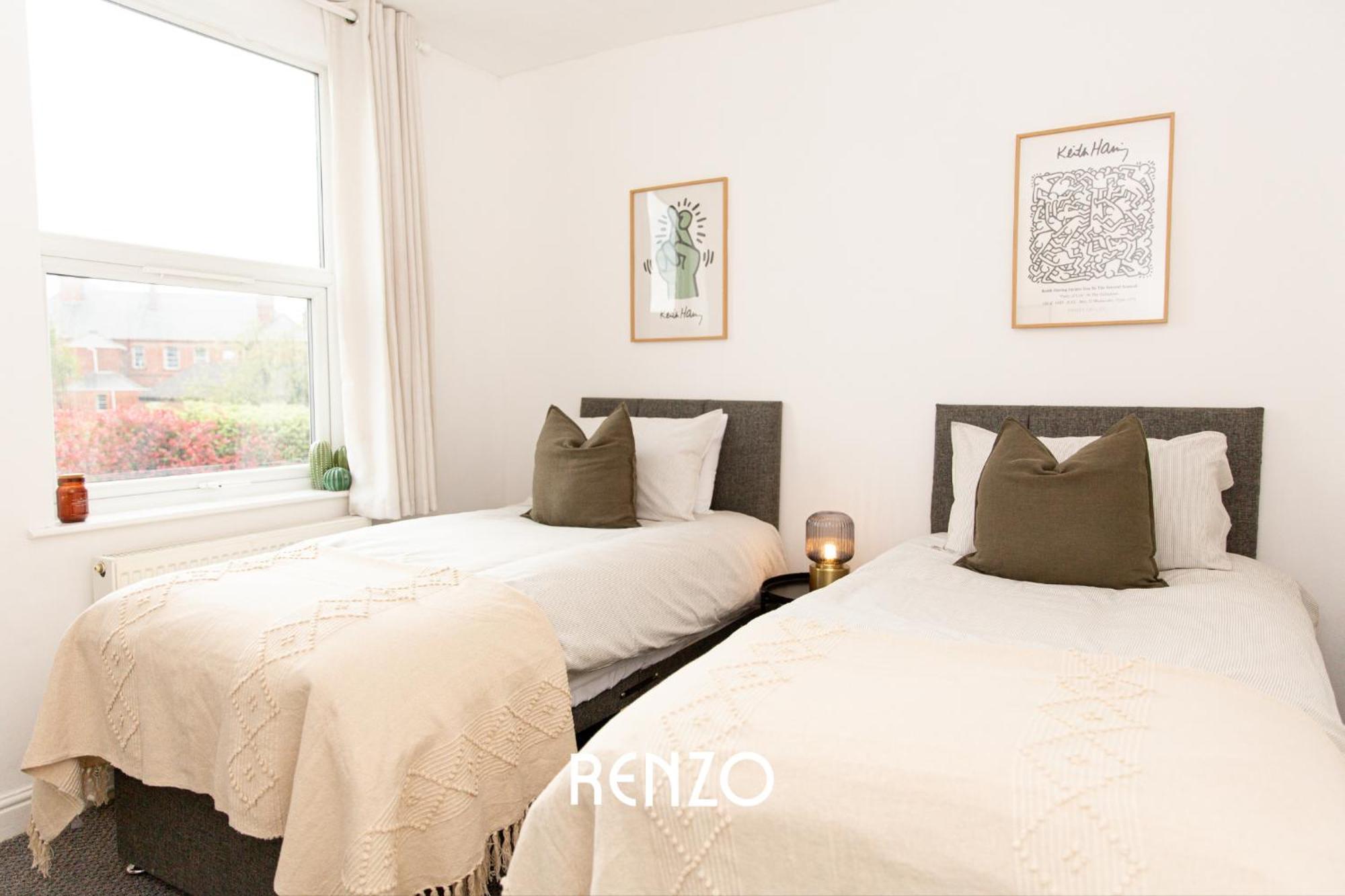 Beautiful And Modern 2-bed In By Renzo, Free Wi-fi, Ideal For Contractors Apartment *