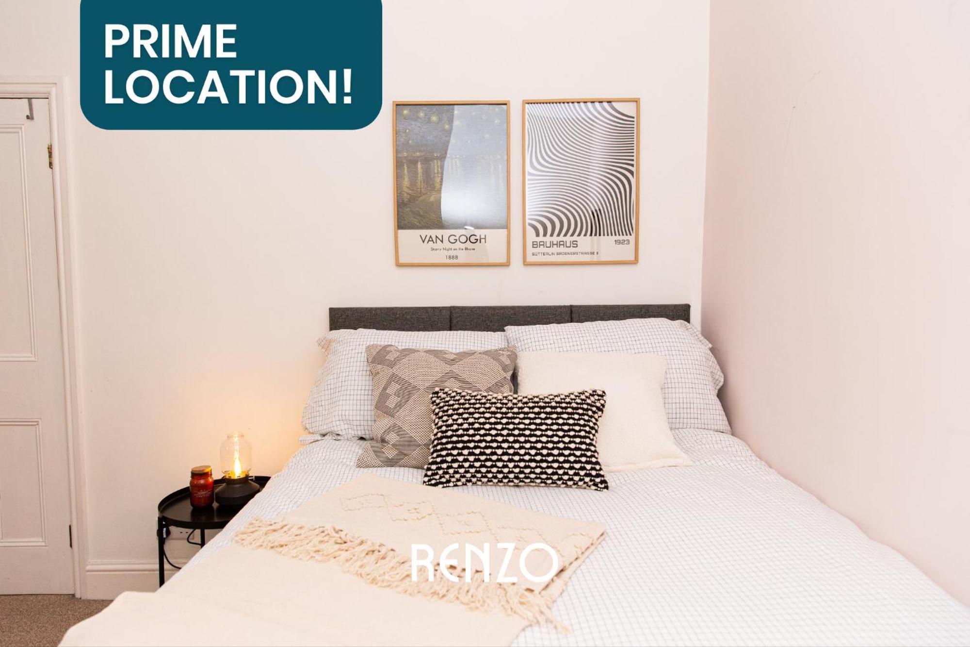 Charming 3-bed In By Renzo, Victorian Features, Sleeps 6! *