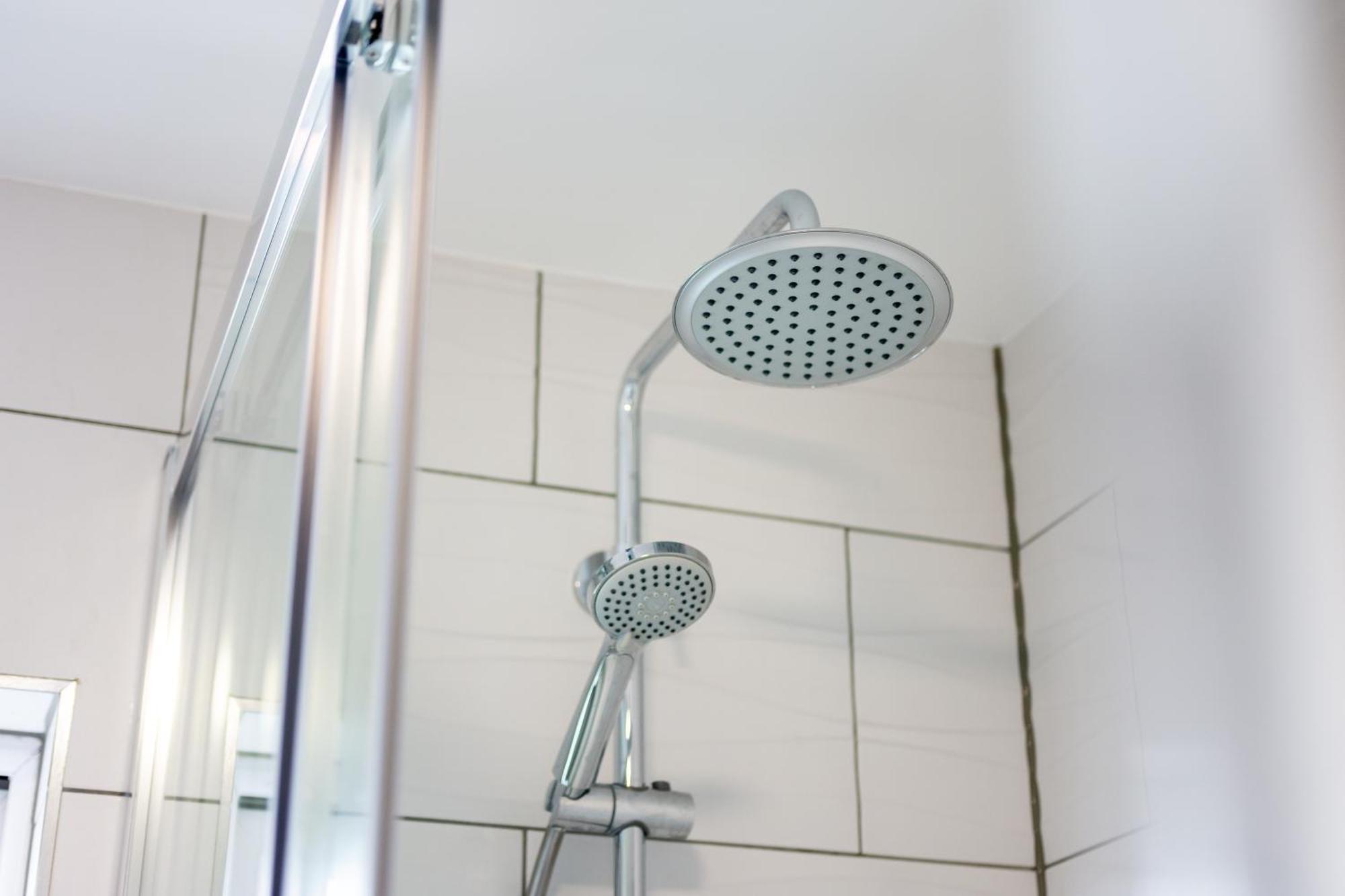 Stylish 4 Bed, Newly Renovated In Holiday home Nottingham