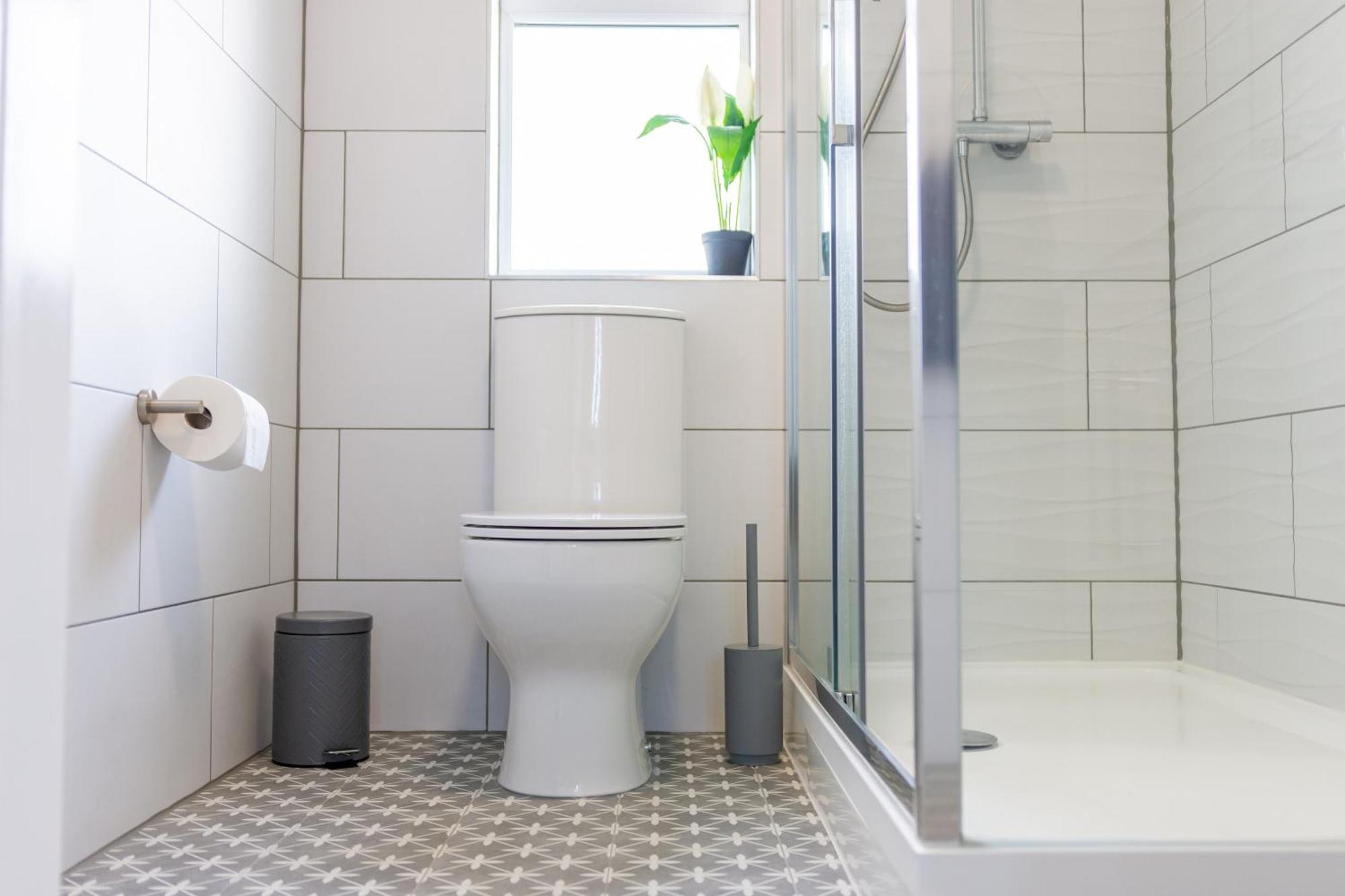 Stylish 4 Bed, Newly Renovated In * Nottingham