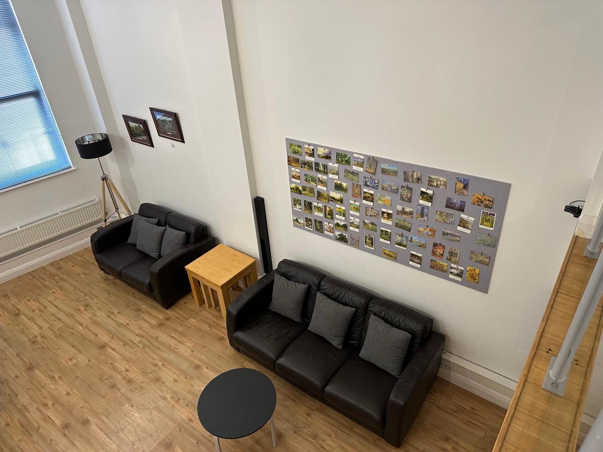 Centre 3 Bedrooms With Parking Apartment Nottingham